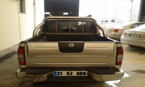 2004 MODEL NISSAN COUNTRY 4x2 D/CAB