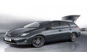 Auris Touring Sports